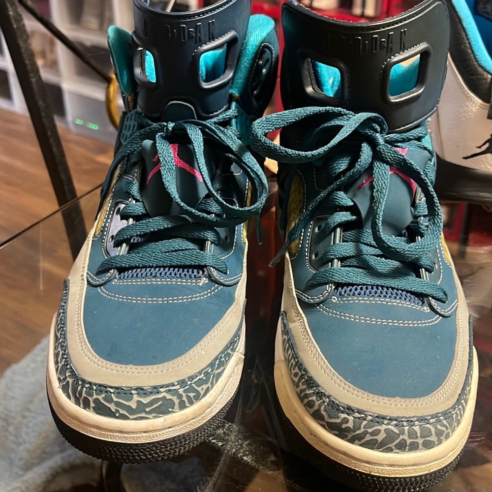 Air Jordan